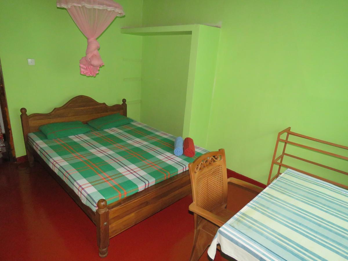 Hikkaduwa Home Stay Luaran gambar